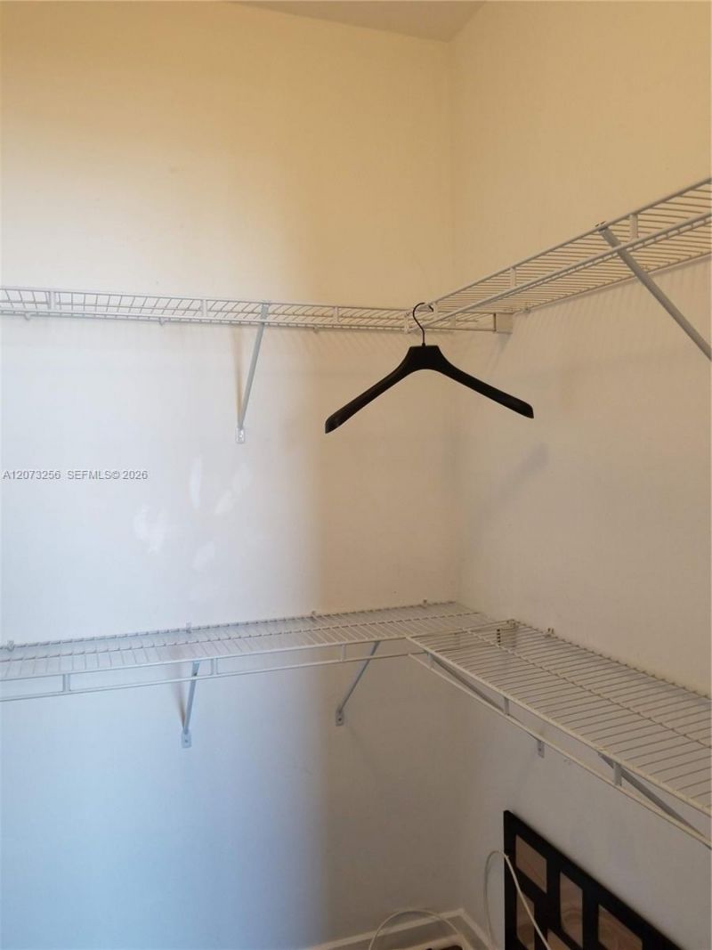 335 S Biscayne Blvd, Unit 3802, Miami, FL 33131 Photo
