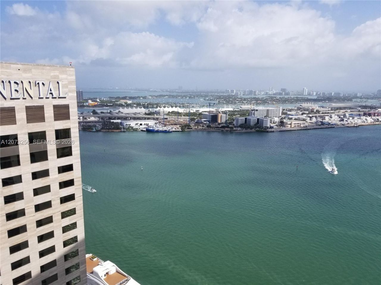 335 S Biscayne Blvd, Unit 3802, Miami, FL 33131 Photo