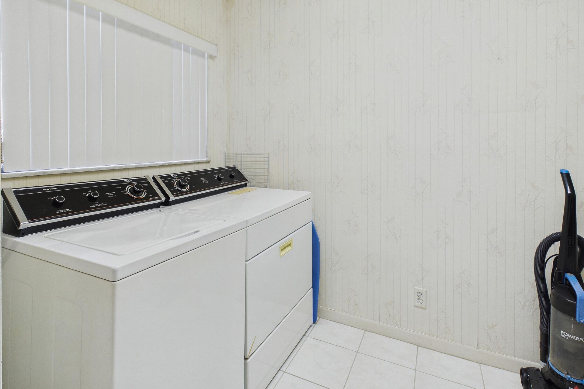 15451 Pembridge Drive, Unit 203, Delray Beach, FL 33484 Photo