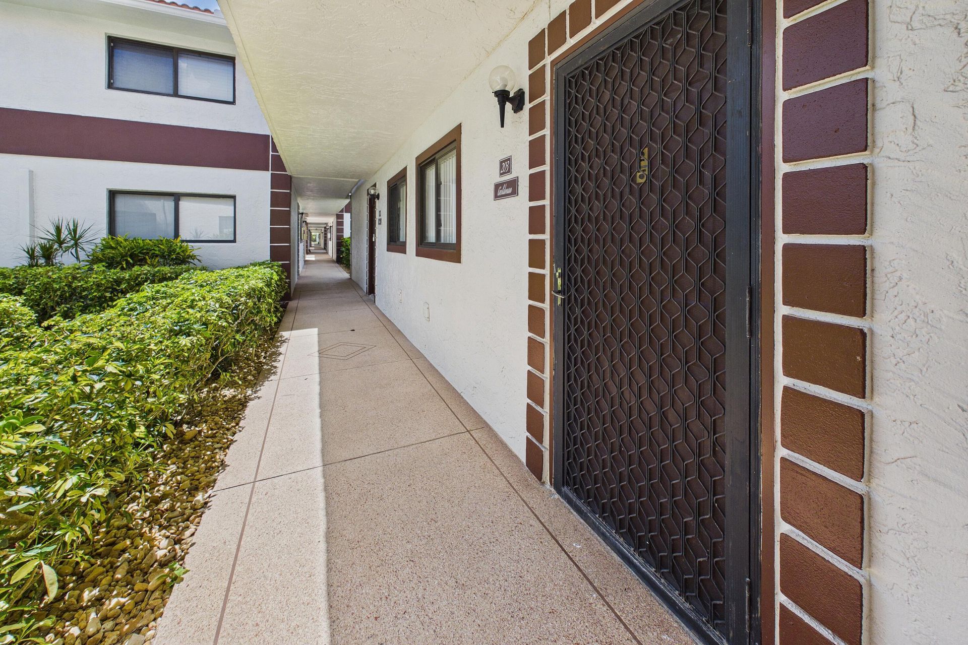 15451 Pembridge Drive, Unit 203, Delray Beach, FL 33484 Photo