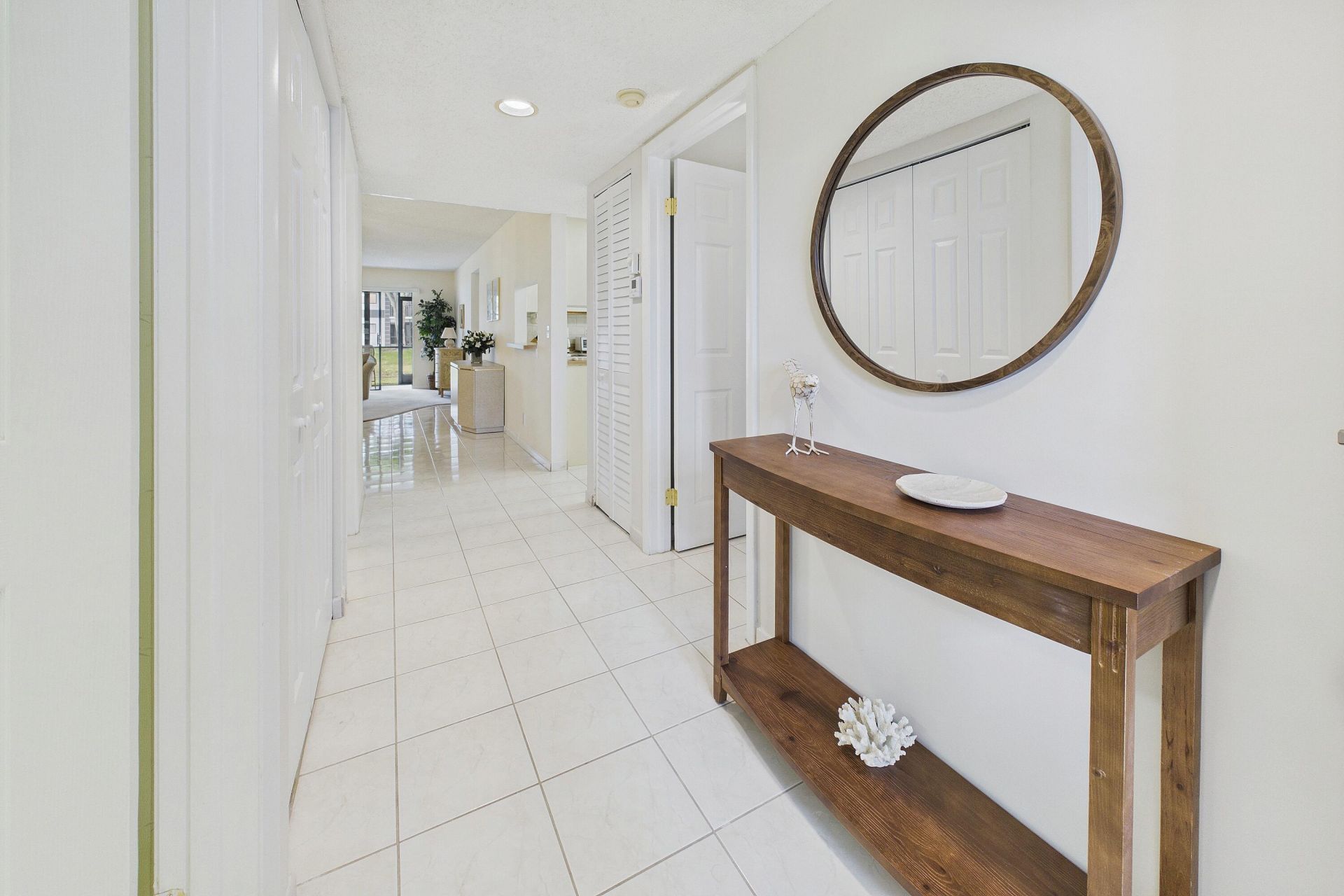 15451 Pembridge Drive, Unit 203, Delray Beach, FL 33484 Photo