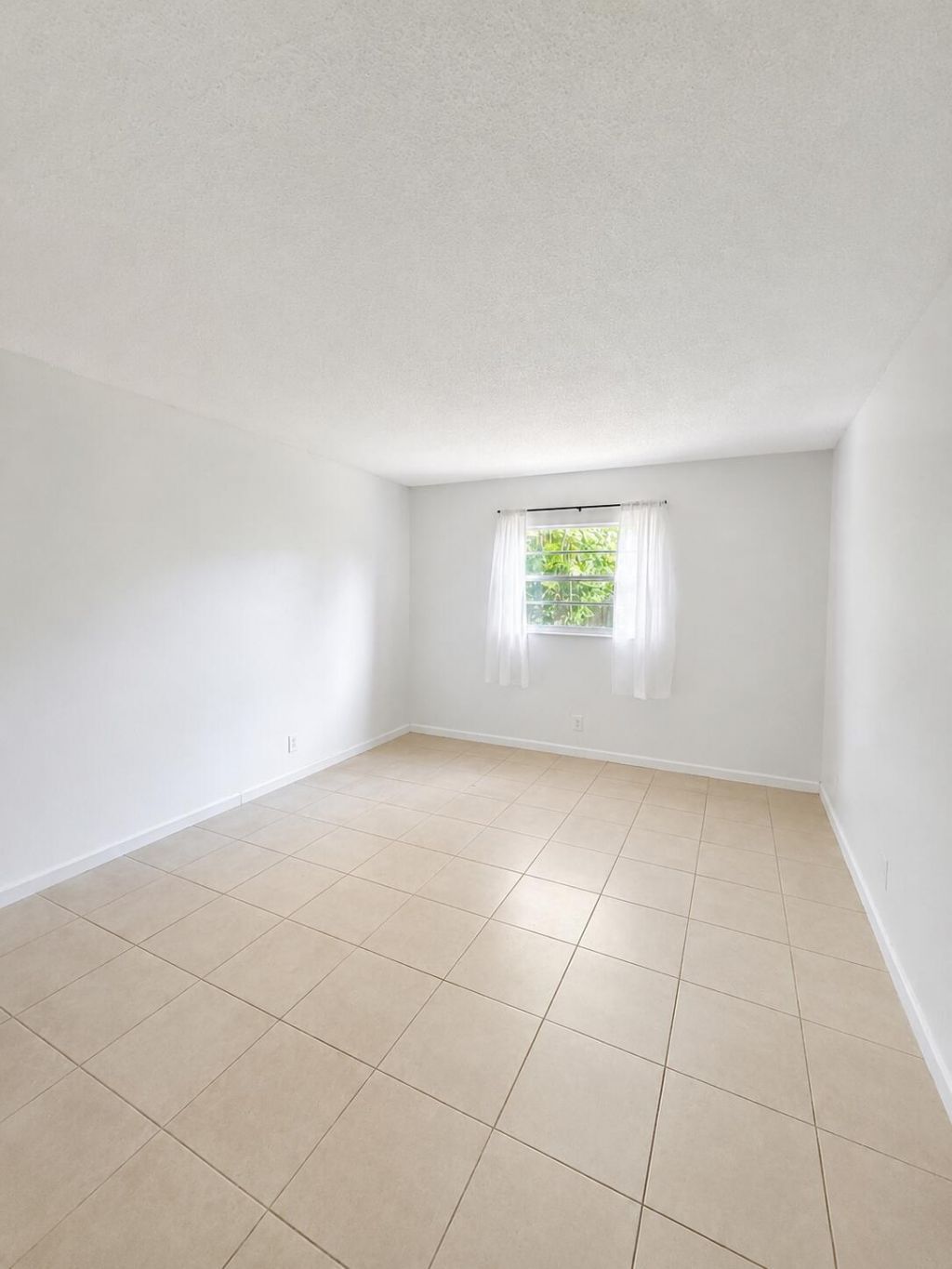1450 SW 8th Court, Fort Lauderdale, FL 33312 Photo
