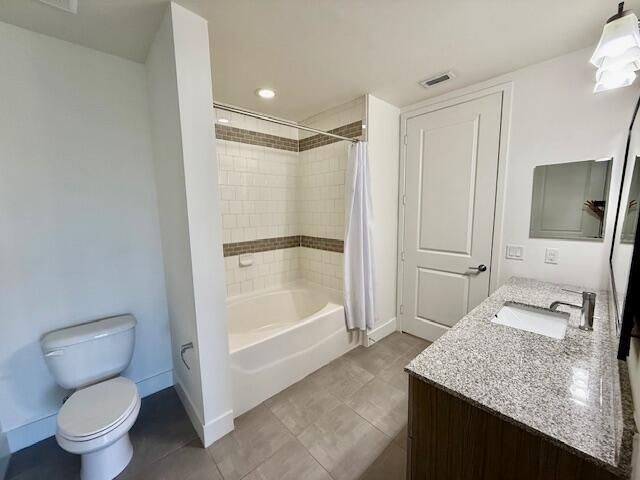 225 S Latitude Circle, Unit 204, Delray Beach, FL 33483 Photo