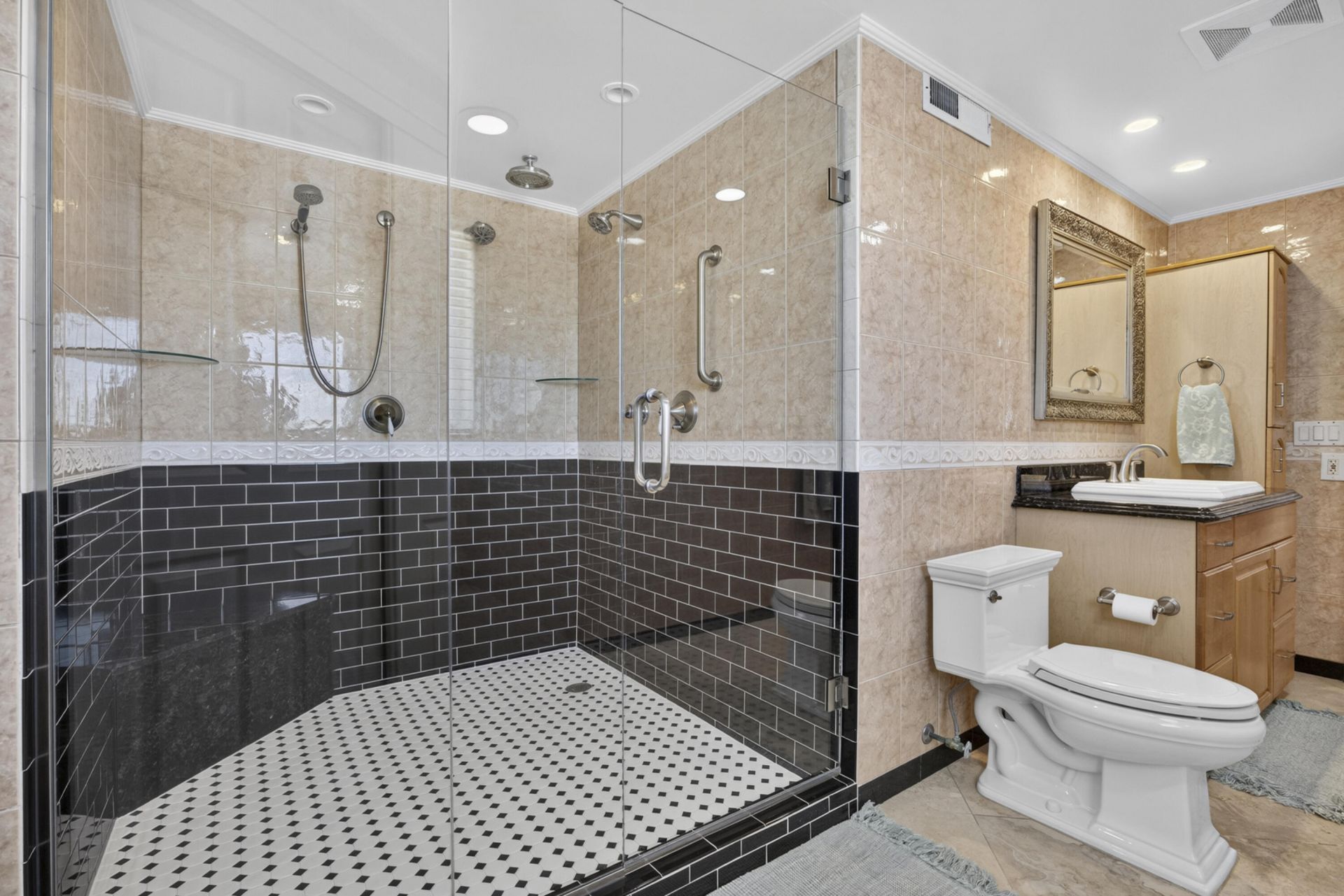 1206 S Lake Drive, Unit 504, Lantana, FL 33462 Photo