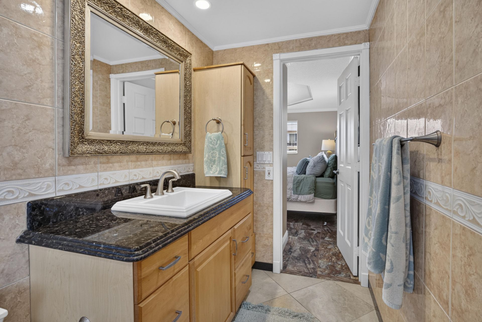 1206 S Lake Drive, Unit 504, Lantana, FL 33462 Photo