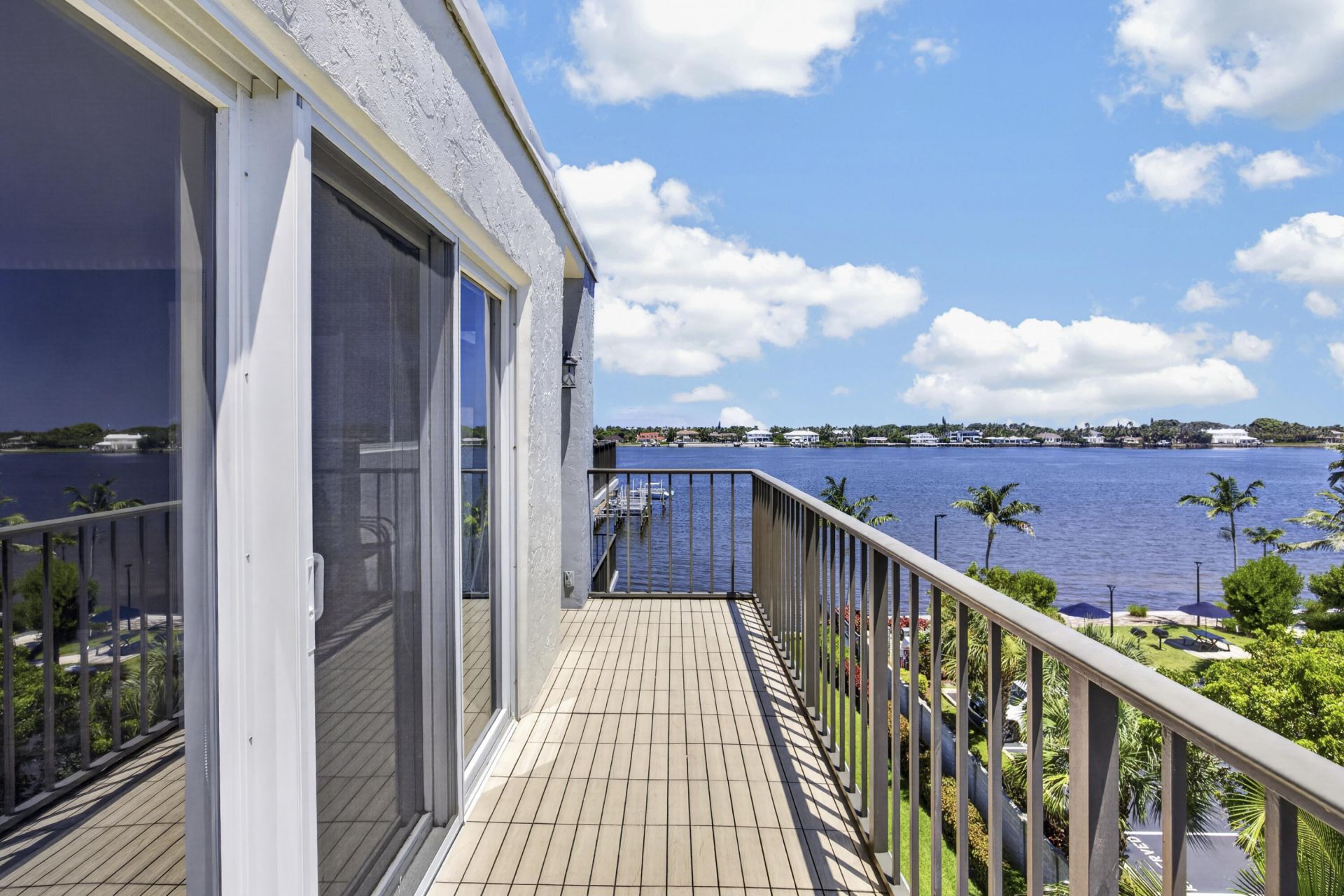 1206 S Lake Drive, Unit 504, Lantana, FL 33462 Photo