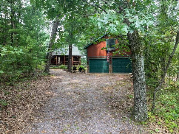 E10772 Busse LANE, Baraboo, WI 53913