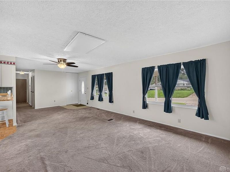 98 Moore Drive, Franklin, OH 45005 Photo 18