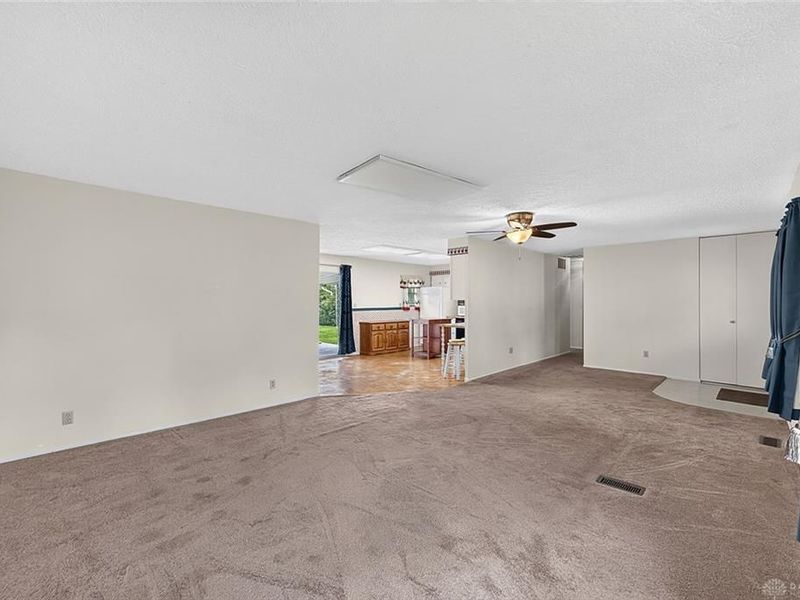 98 Moore Drive, Franklin, OH 45005 Photo 19