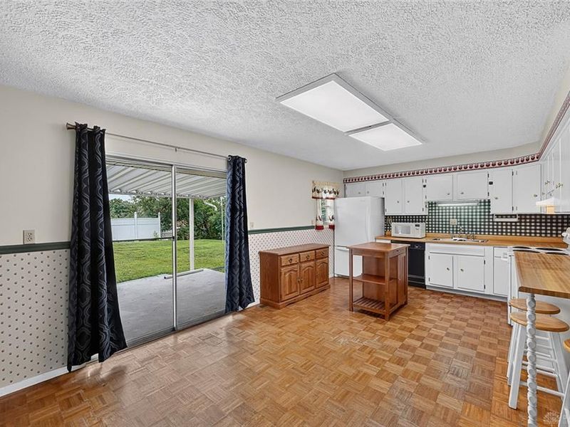 98 Moore Drive, Franklin, OH 45005 Photo 23