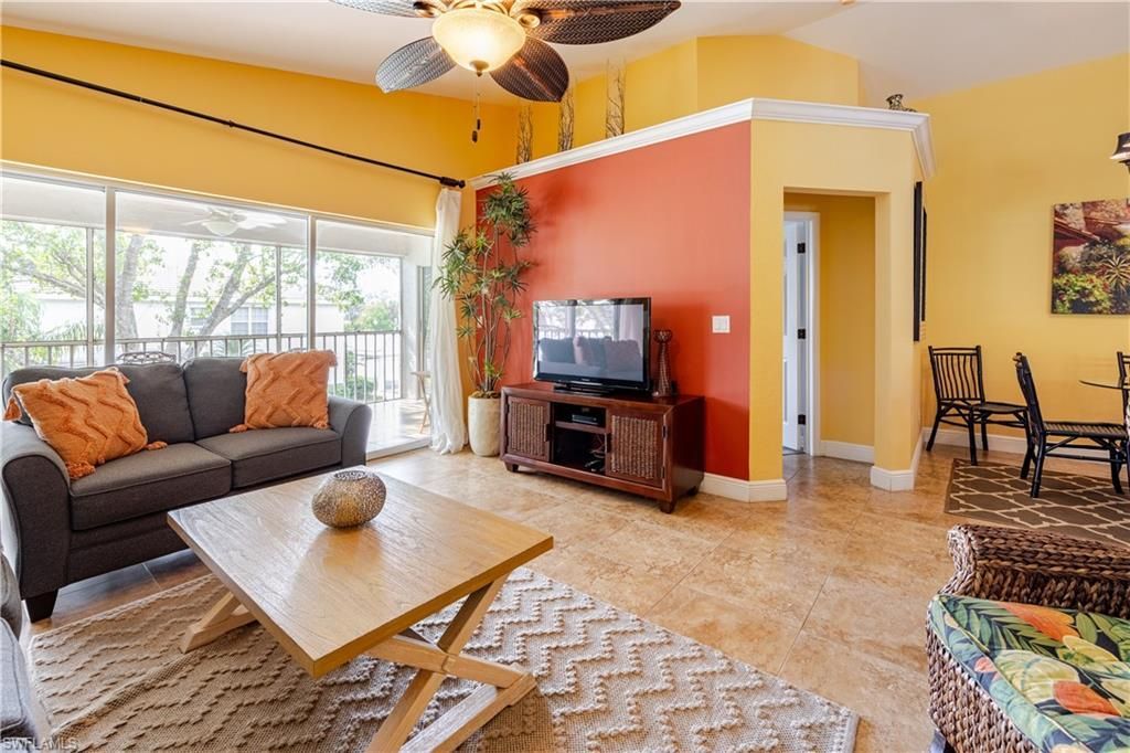 3705 Fieldstone Blvd , Unit 404, Naples, FL 34109 Photo