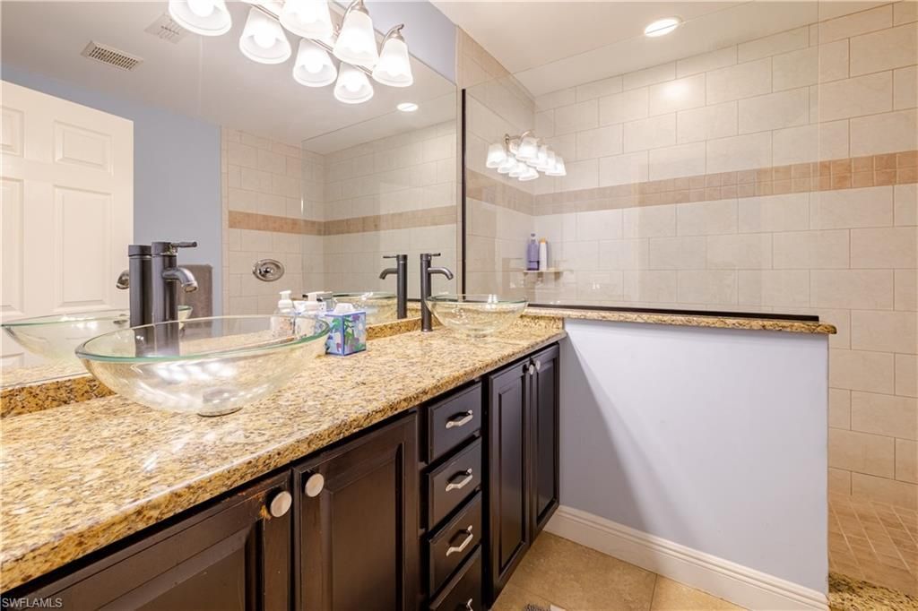 3705 Fieldstone Blvd , Unit 404, Naples, FL 34109 Photo