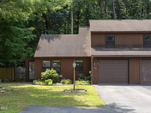 65 Pepperbush Place, Malta, NY 12020