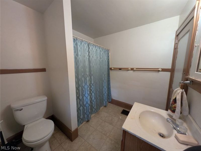223 Greenfield Avenue SW, Canton, OH 44706 Photo 17