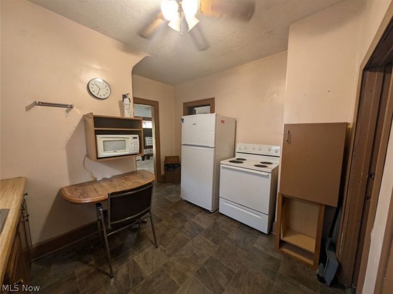 223 Greenfield Avenue SW, Canton, OH 44706 Photo 9