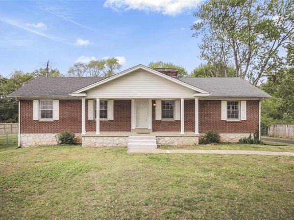 2925 Smallhouse Road, Bowling Green, KY 42104