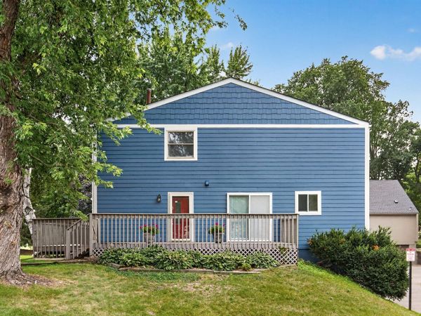 3429 Pilgrim Lane N, Plymouth, MN 55441