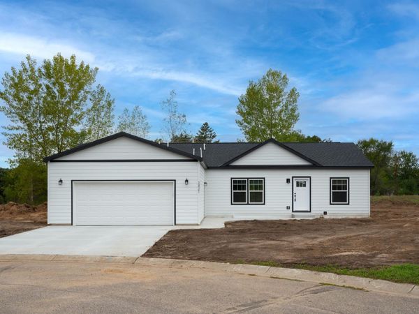 2421 Oak Preserve Court, Saint Cloud, MN 56304