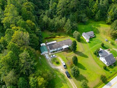 4718 Ky-1809 , Barbourville, KY 40906