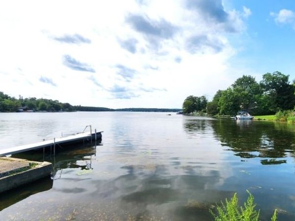 216 E Shore Culver Rd, Frankford, NJ 07826