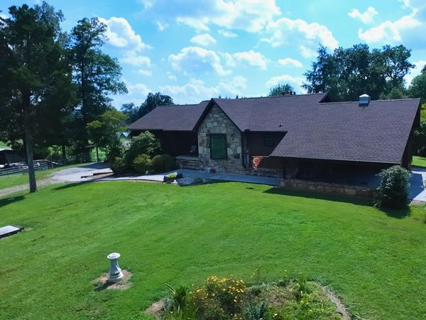 429 Henry Lane, Greenback, TN 37742