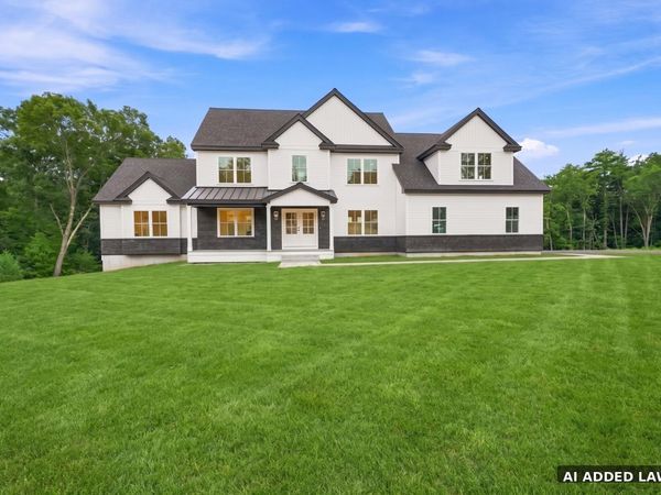 42 Canterbury Road, Pelham, NH 03076