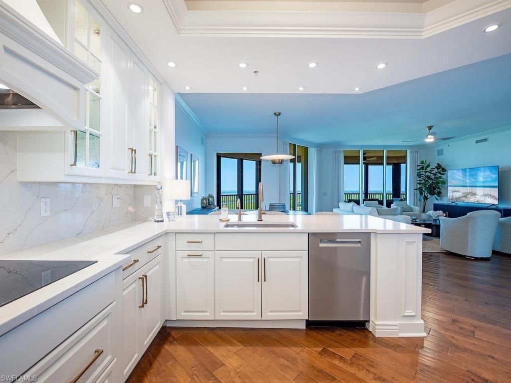 23850 Via Italia Cir , Unit 2006, Estero, FL 34134 Photo