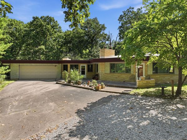 1300 County Road 6170 , West Plains, MO 65775