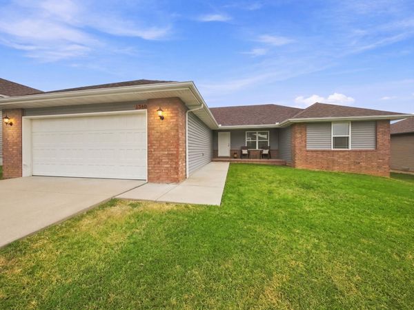 1340 S Rome Avenue , Republic, MO 65738