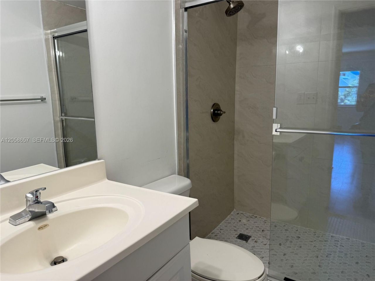 400 Kings Point Dr , Unit 311, Sunny Isles Beach, FL 33160 Photo