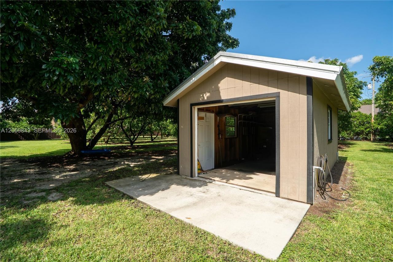 28905 SW 169 Ave , Homestead, FL 33030 Photo