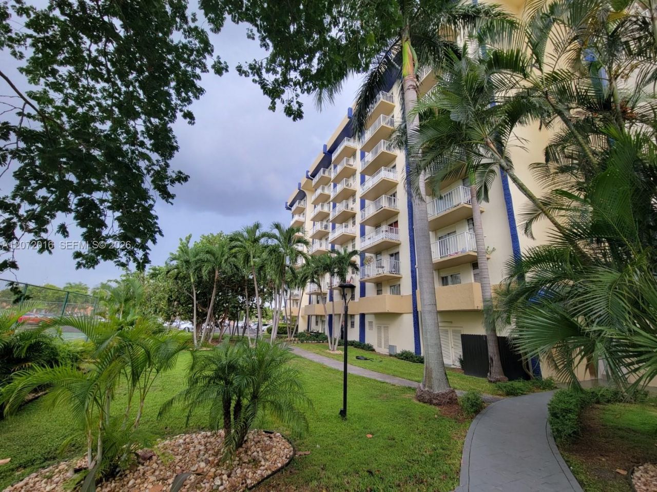 4550 NW 9th St , Unit 512E, Miami, FL 33126 Photo