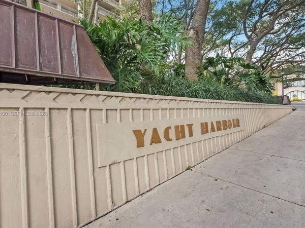 2901 S Bayshore Drive , Unit 1B, Miami, FL 33133
