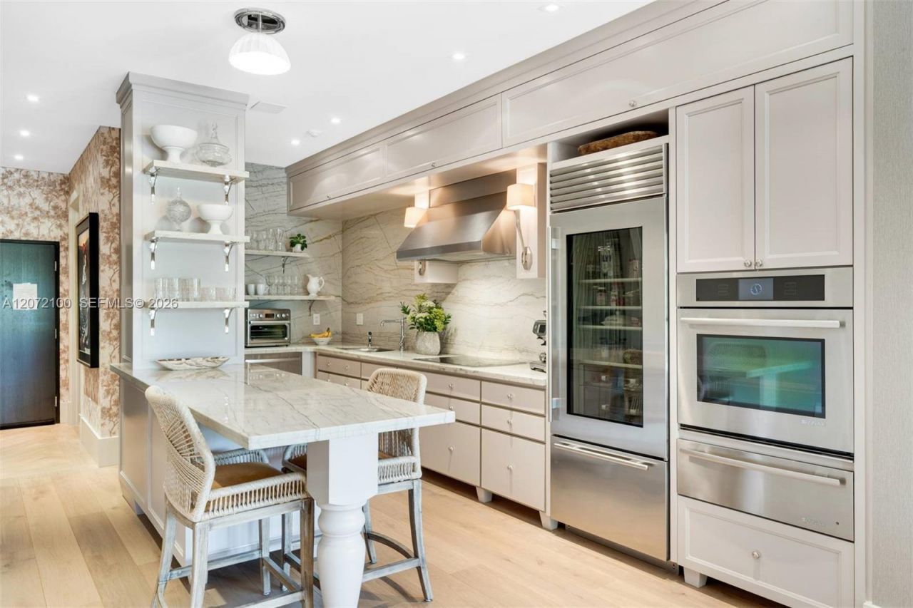 2901 S Bayshore Drive, Unit 1B, Miami, FL 33133 Photo