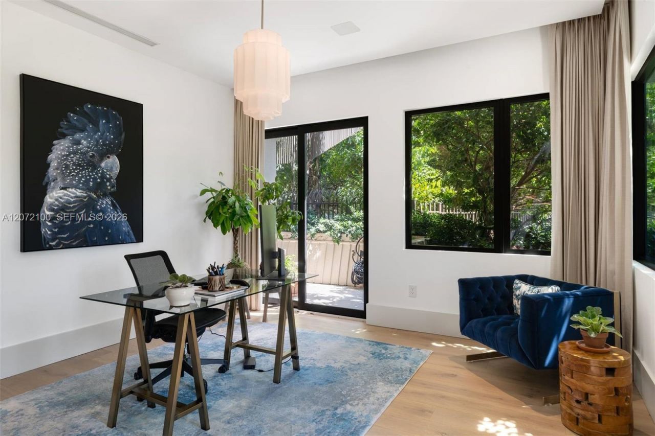 2901 S Bayshore Drive , Unit 1B, Miami, FL 33133 Photo