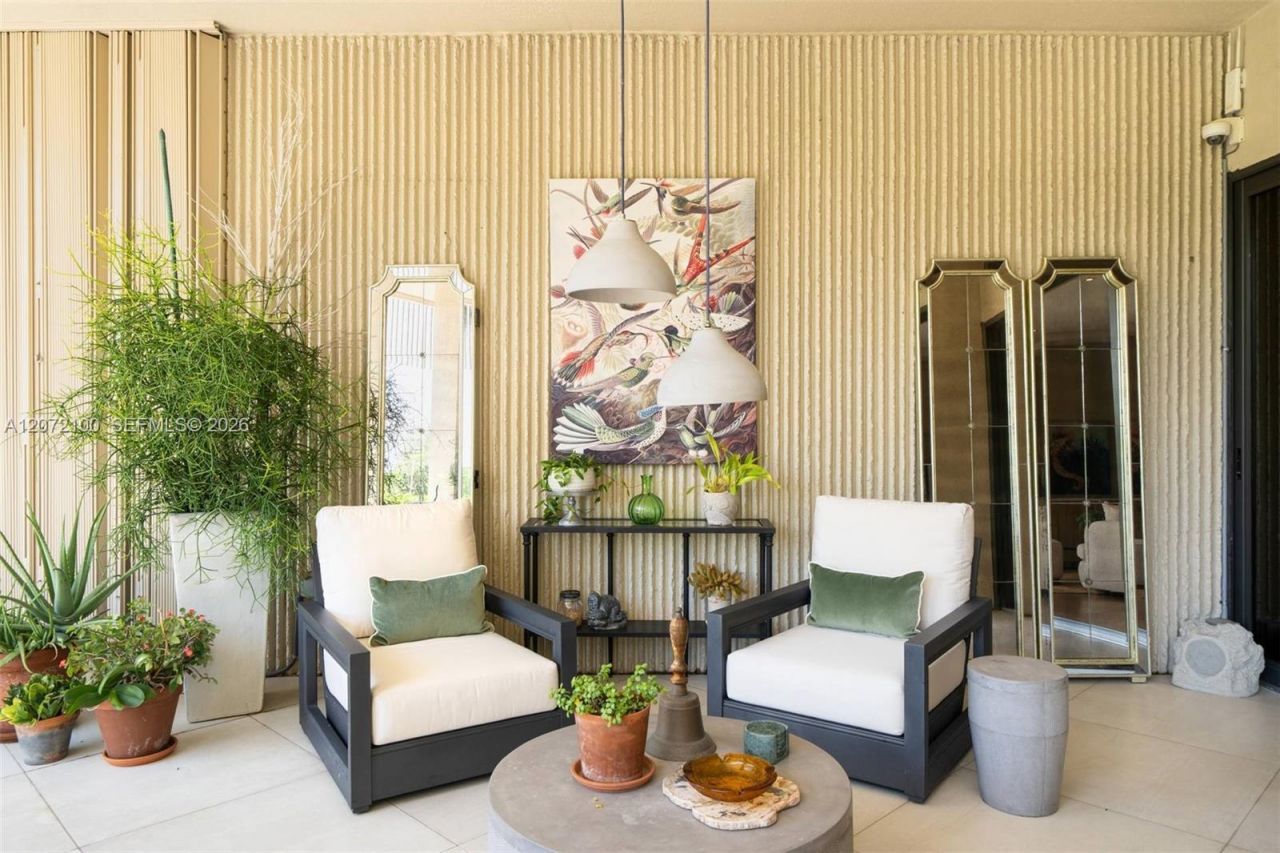 2901 S Bayshore Drive, Unit 1B, Miami, FL 33133 Photo