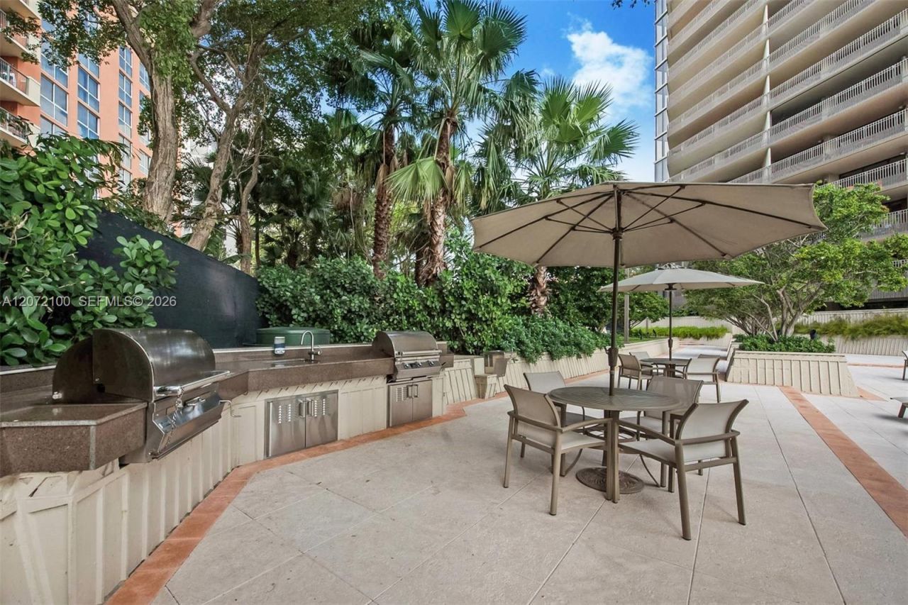 2901 S Bayshore Drive , Unit 1B, Miami, FL 33133 Photo