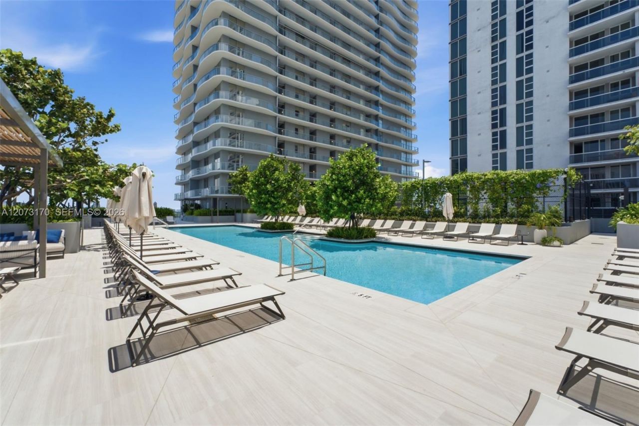 1400 Biscayne, Unit 202, Miami, FL 33132 Photo