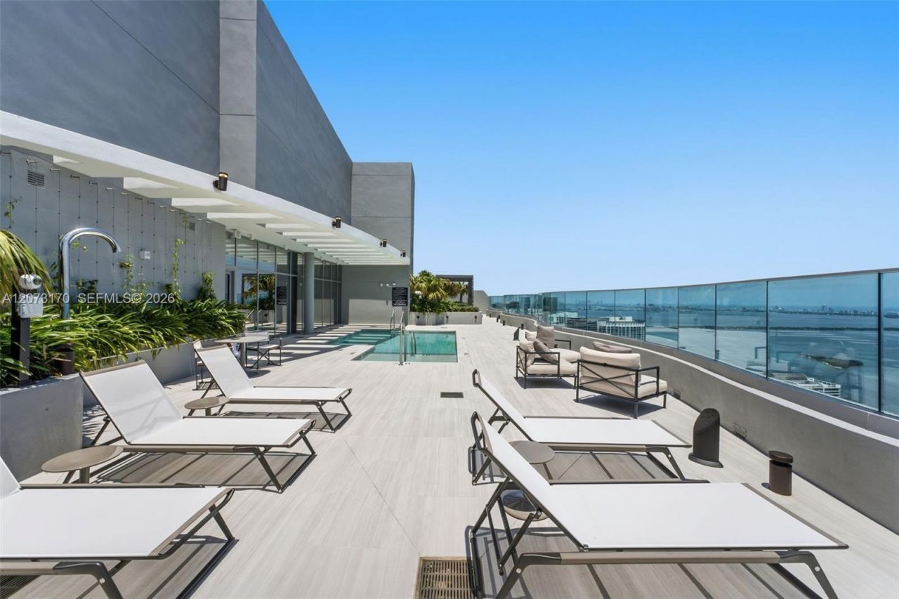 1400 Biscayne, Unit 202, Miami, FL 33132 Photo