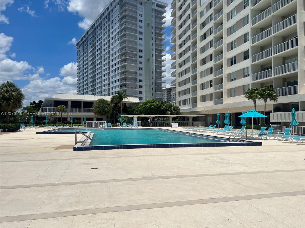 300 Bayview Dr, Unit 603, Sunny Isles Beach, FL 33160 Photo
