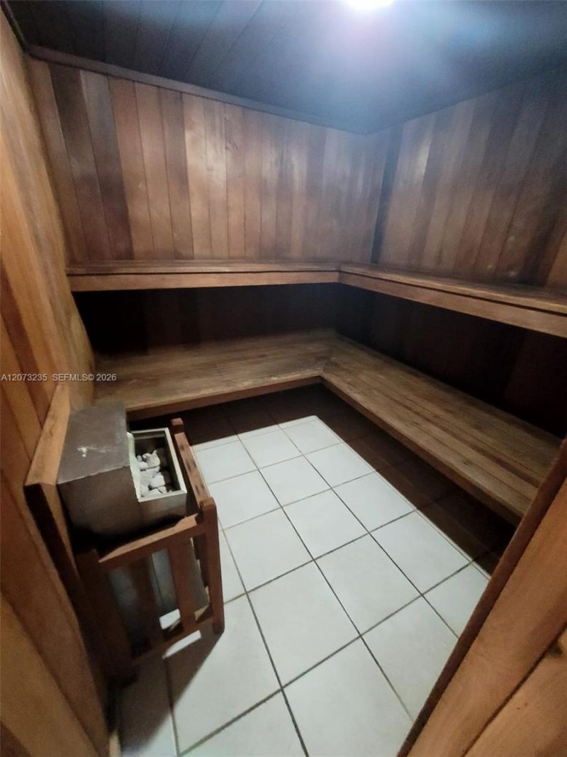 300 Bayview Dr, Unit 603, Sunny Isles Beach, FL 33160 Photo