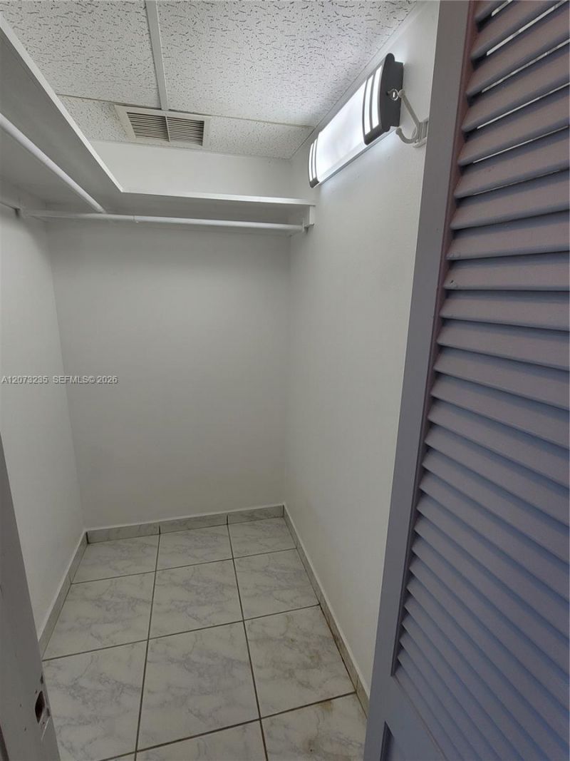 300 Bayview Dr, Unit 603, Sunny Isles Beach, FL 33160 Photo