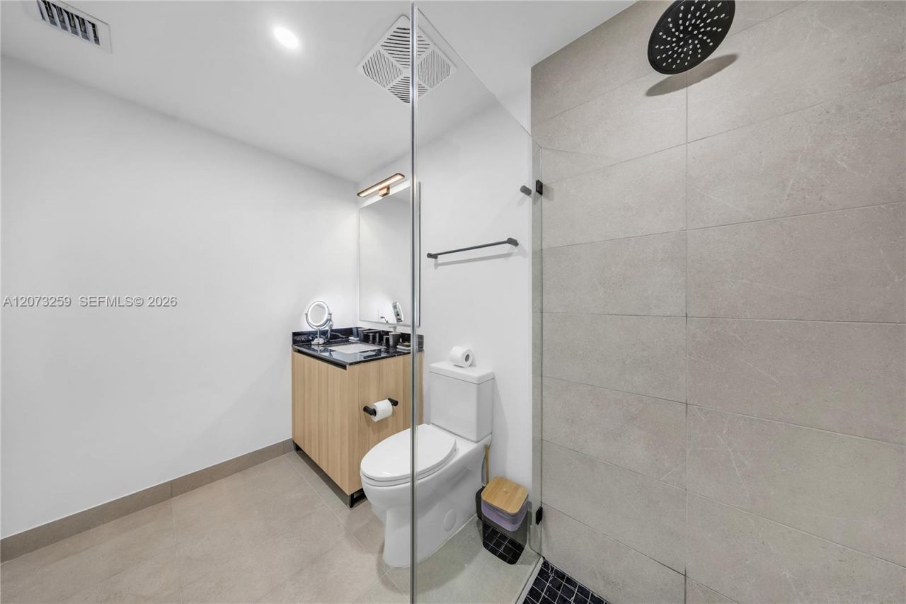 225 N Miami Ave , Unit 2005, Miami, FL 33128 Photo