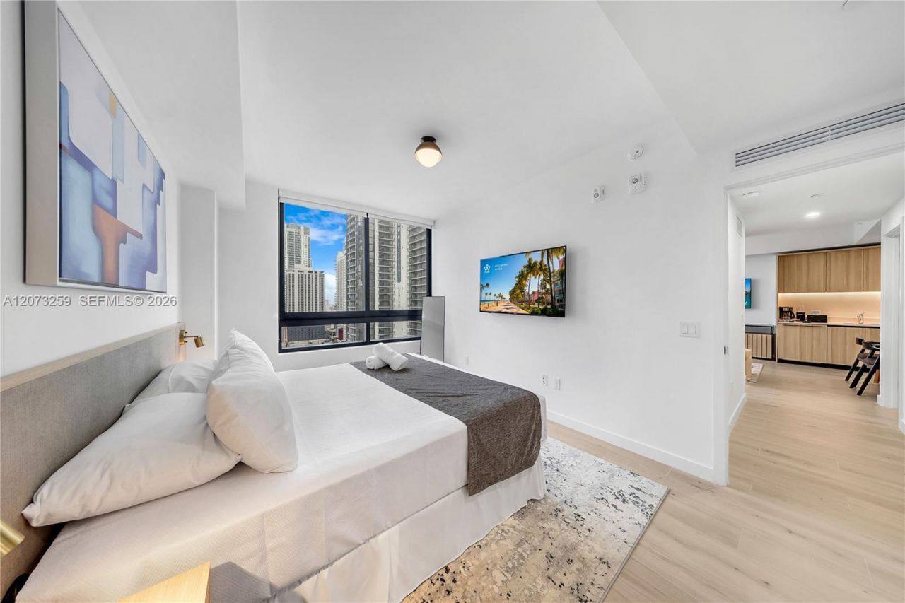 225 N Miami Ave , Unit 2005, Miami, FL 33128 Photo