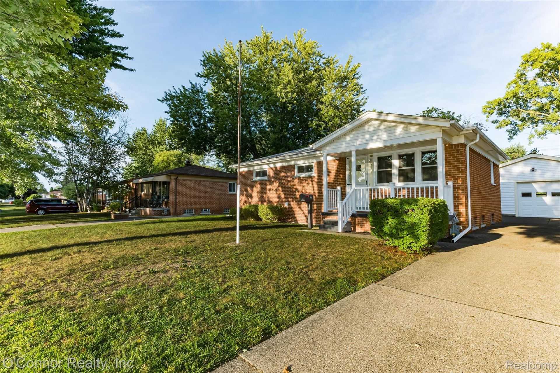721 Carolina Avenue, Marysville, Mi 48040 Main Photo
