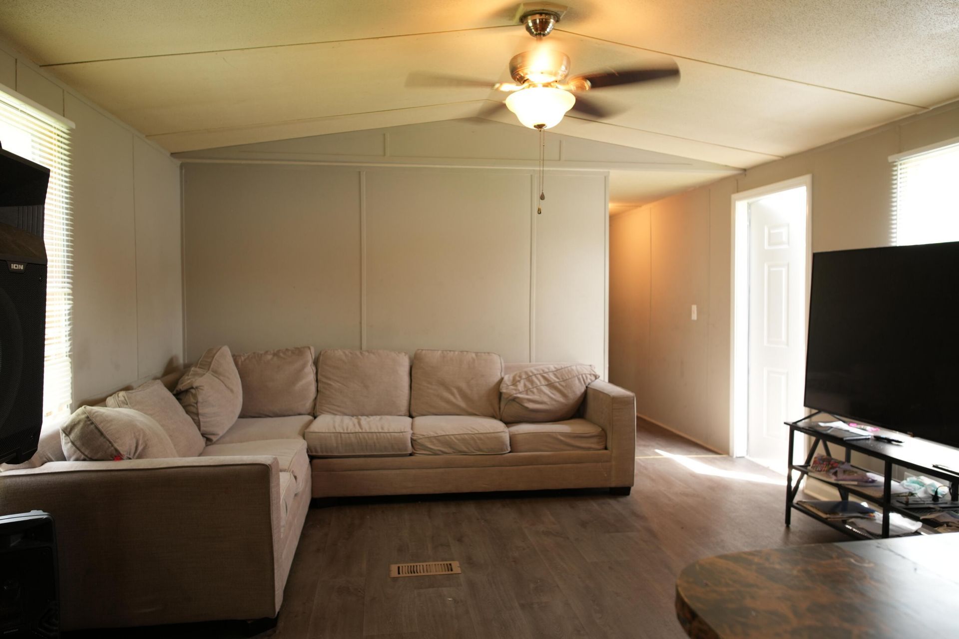 136 Dowdy Street Photo 13