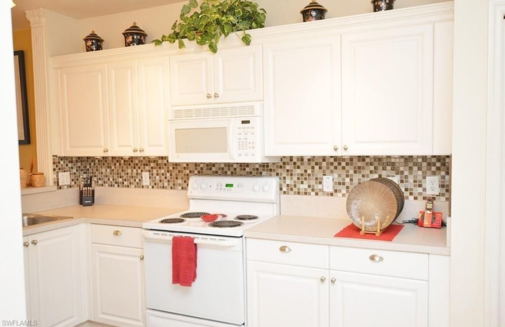 7818 Great Heron Way , Unit 303, Naples, FL 34104 Photo