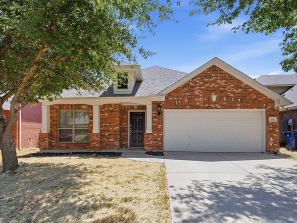 636 Brooks Street, Crowley, TX 76036