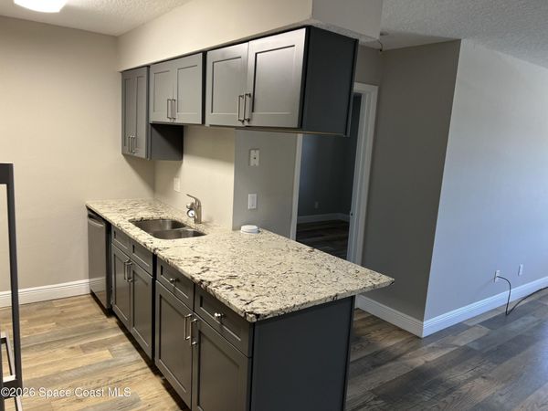 208 Red Cedar Place , Unit 202, Brandon, FL 33510