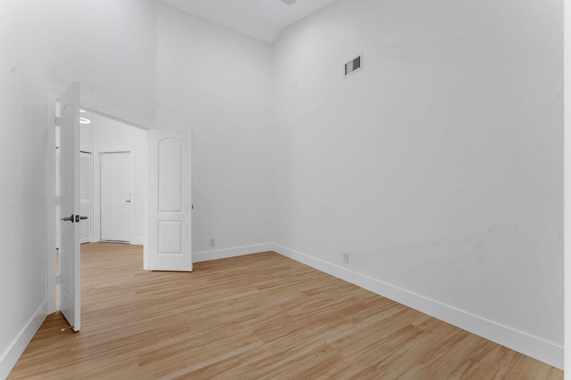 897 Dickens Place, West Palm Beach, FL 33411 Photo